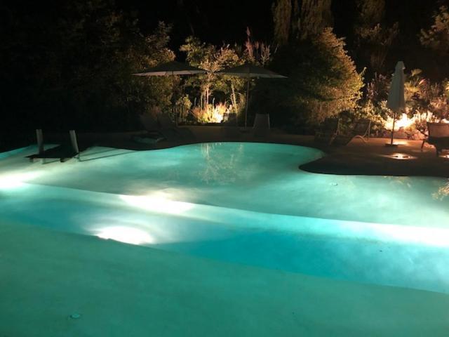 La Bastide Des Grands Chenes Bed & Breakfast Lambesc Exterior foto